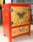 Code:B084<br/>Description:Red Hand Painted Side Table<br/>Please call Laura @ 81000428 for Special Price